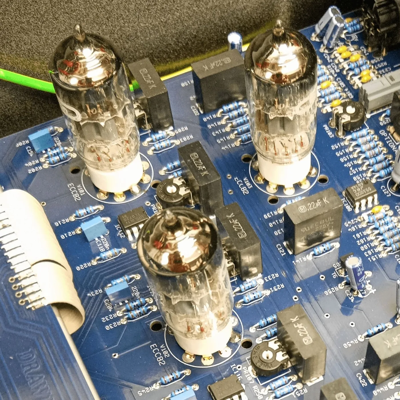 MC7.1 Surround Monitor Control p01