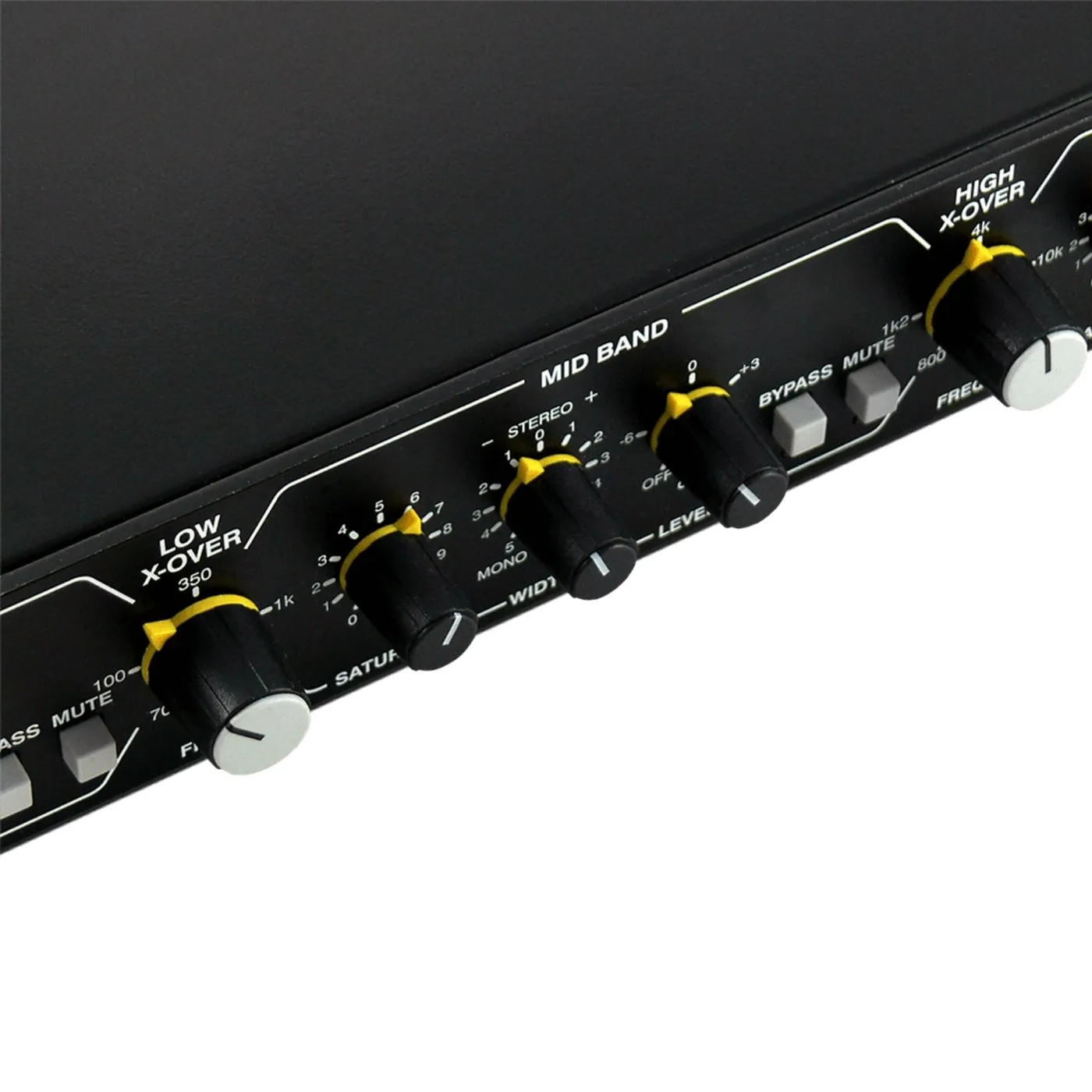 MC7.1 Surround Monitor Control p01